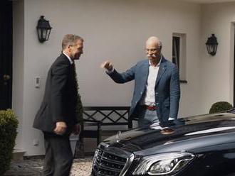 CEO Mercedes dostal od BMW na dôchodok darček  