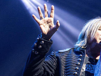 FOTOGALERIE: Def Leppard a Whitesnake odvedli v O2 areně poctivou rockovou show