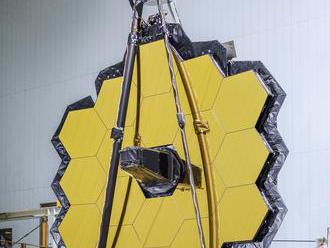 Nástupca Hubblovho teleskopu prešiel úspešne testom vo vákuu