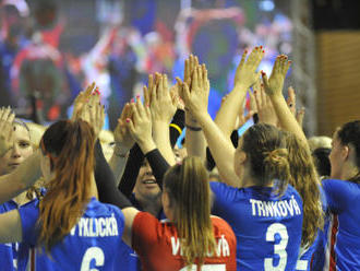 Volejbalistky jsou v Limě ve finále, ale Kossányiová se zranila