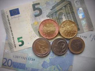 Koruna na čísla o inflaci nereagovala, zůstala na 25,62 Kč/EUR