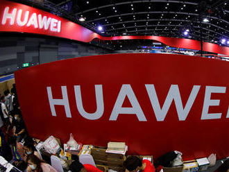 Zaměstnanci Huaweie spolupracovali s čínskou armádou, píše Bloomberg. Hledali a třídili online videa