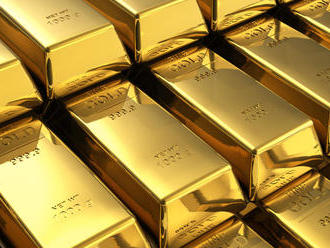 Zlato poprvé za šest let stojí přes 1400 dolarů za unci. Pomáhají mu vyhlídky na snížení úrokových s