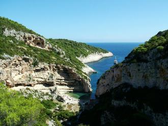Chorvatsko nejsou jen pláže a moře. Které skryté krásy přehlížíme?