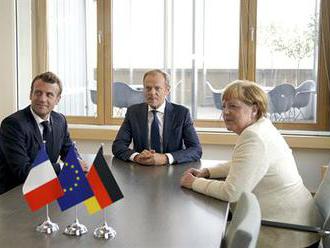 Tusk je po schůzce s Merkelovou a Macronem ohledně dohody o rozdělení pozic v EU skeptický