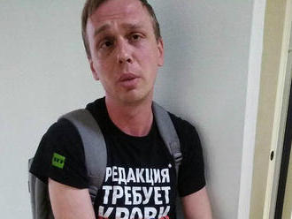 Ruského investigatívneho novinára Golunova zbavili obvinení