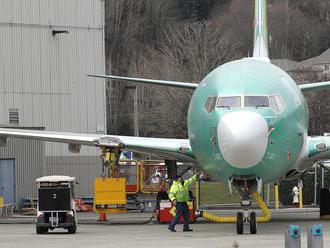 Úrady objavili nové „potenciálne riziko“ na vyradených Boeingoch