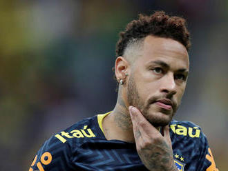 Neymar sa vraj ústne dohodol s Barcelonou. Mal by sa vzdať časti platu