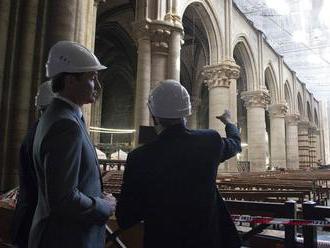V katedrále Notre-Dame konala prvá omša od ničivého požiaru