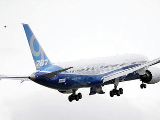Piloti majú obavy z ďalšieho boeingu, 787 Dreamliner sa zahráva s ohňom