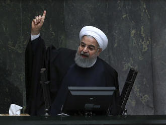 Irán tvrdí, že nové sankcie USA uzavrú cestu k diplomacii: Spojené štáty chcú stále rokovať