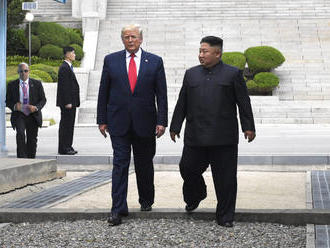 Aktualizované: Donald Trump sa stretol s Kim Čong-unom, ako prvý prezident USA vstúpil na pôdu KĽDR