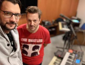 Synth-popové duo Eclectic Cinema vydáva svoj albumový debut Final Pleasures