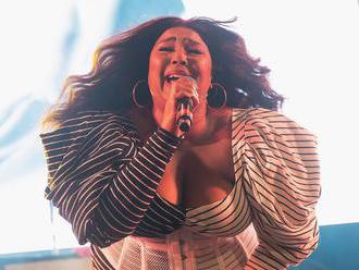 Lizzo is the best NPR Tiny Desk concert ever, Twitter says     - CNET