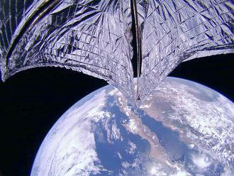 LightSail 2 mission declares success as it sets sail on sunlight     - CNET