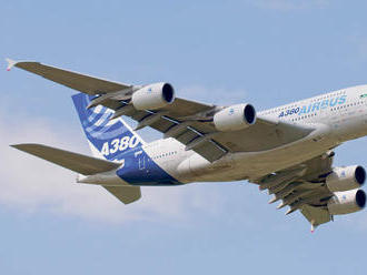 Airbus poráží Boeing. Evropský výrobce letadel pětkrát navýšil čistý zisk, americká firma prodělává