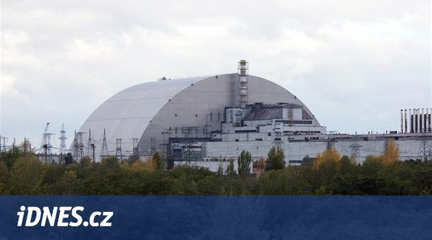 Ukrajina oficiálně představila kryt pro Černobyl. Na místě stojí roky