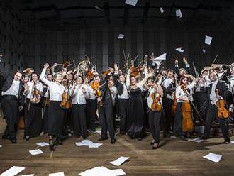 Pražští filharmonici chtějí od Prahy náhradu za zrušené čínské turné. Hřib slíbil slevu na pronájem 