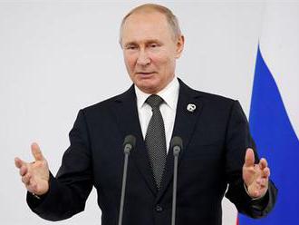 Putin umožnil návštěvníkům Petrohradu dostat elektronické vízum. To dovolí maximálně osmidenní pobyt