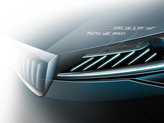 Modernizovaná Škoda Superb odhaluje nové Full LED světlomety a dynamické světelné funkce