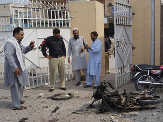 Pri dvojitom útoku Talibanu zahynulo najmenej 9 ľudí