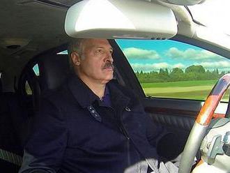 Lukašenko: Bieloruský diktátor má nové auto. Daňami veru nešetrí