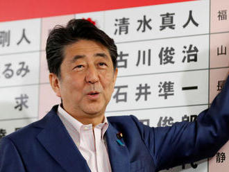 Abeho koalícia nezískala dvojtretinovú ústavnú väčšinu