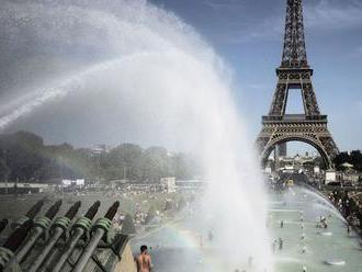 Západná Európa sa zmietala v ďalšej vlne rekordných horúčav