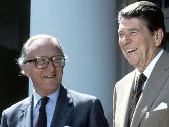 Bývalý prezident USA Ronald Reagan nazval v 70. rokoch Afričanov v OSN opicami