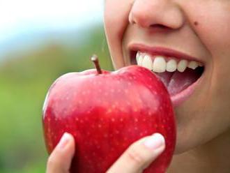 Mnohí vôbec netušia: Konzumáciou jediného jablka do tela prijímate aj TOTO!