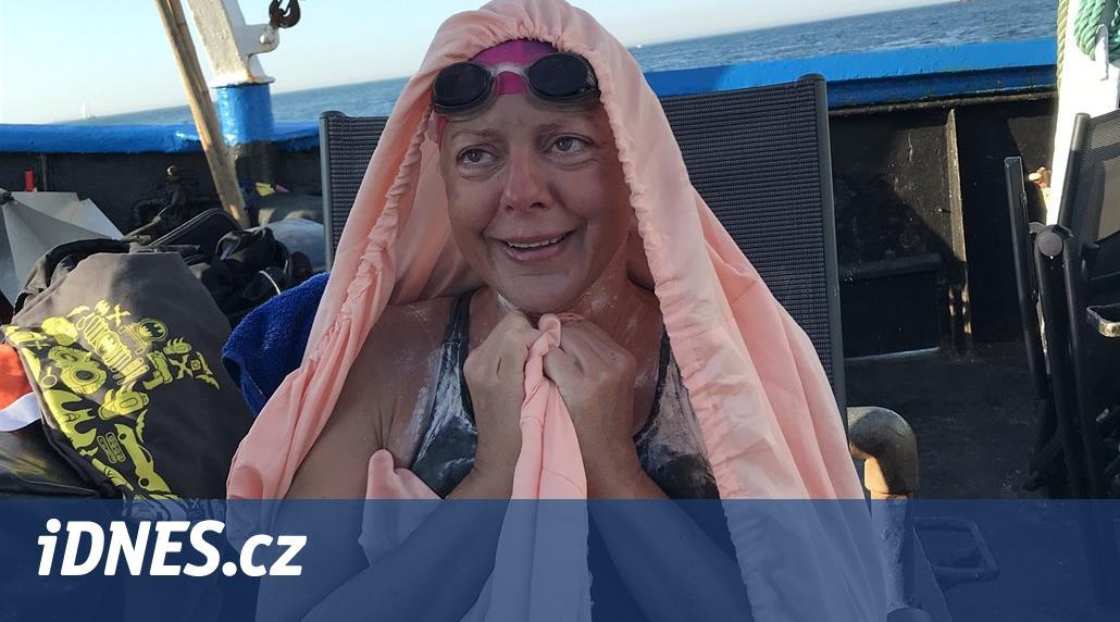 Plavkyně Pechová překonala La Manche jako první handicapovaná žena
