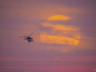 NEŠŤASTIE: Pri ostrove Poros havaroval vrtuľník, pátrajú po posádke