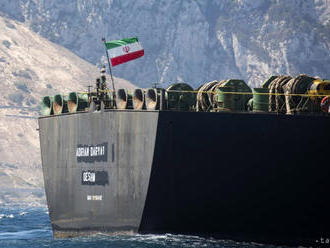 Iránsky tanker, zadržiavaný v Gibraltári, už smeruje do Grécka