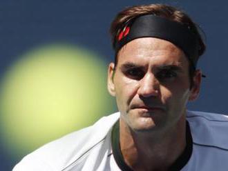 Federer 'sick' of being asked if he demands favourable schedule