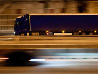 Na nedělní zákaz jízdy kamionů dojedou moravští dopravci, varuje Česmad Bohemia