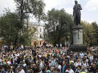 Protest prívržencov opozície v Moskve bol pokojný a zaobišiel sa bez zadržaní