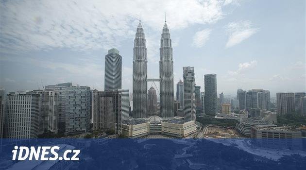 Mrakodrapy Petronas slaví 20 let. Nejvyšší už nejsou, jeden primát jim zůstal