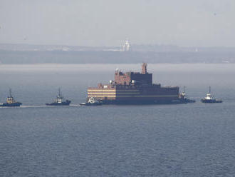 Plávajúca jadrová elektráreň opustila prístav. Ochranári varujú pred katastrofou
