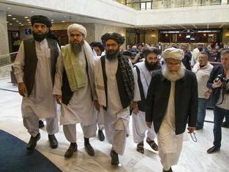 USA a Taliban opäť pokračujú v rokovaniach: Mier v Afganistane chcú dosiahnuť čo najskôr
