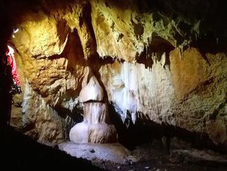 Pikantný objav v slovenskej jaskyni: Pod zemou sa týči stalagmit v tvare penisu