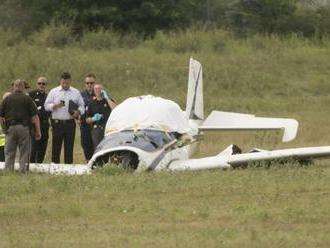 Video: Na letisku v Michigane sa zrútilo malé lietadlo, nikto z posádky neprežil