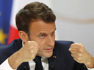 V prípade globálnej dohody Francúzi zrušia svoju digitálnu daň, tvrdí Macron