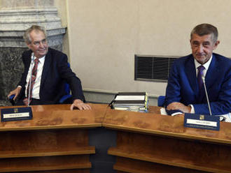 Vláda schválila návrh rozpočtu, Zeman je připraven ho podepsat