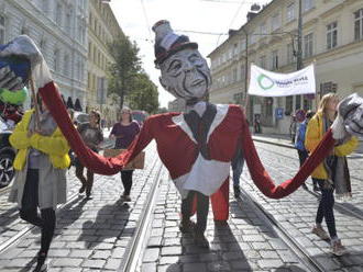 Studenti v Praze se letos popáté sešli na stávce za klima