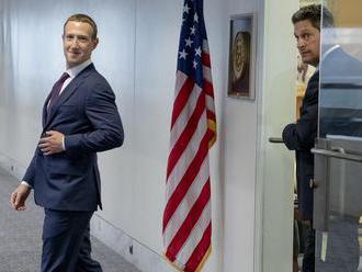 Facebook CEO Mark Zuckerberg meets with Donald Trump     - CNET