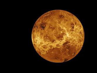 Venuše prý mohla kdysi kypět životem jako Země, ale pohřbilo ji množství CO2
