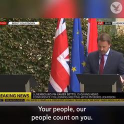 Lucemburský premiér Xavier Bettel zuřivě zaútočil na Brexit. Boris Johnson utekl