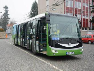 Antimonopolní úřad zrušil tendr na autobusovou dopravu, za 7,7 miliardy v Královéhradeckém kraji