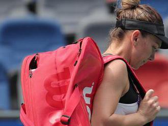 Wuhan Open: Wimbledon champion Simona Halep retires with injury
