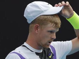 Edmund loses fifth straight match but Norrie and Evans through in China